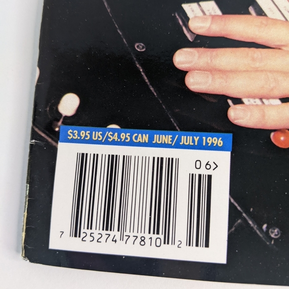 Star Trek Communicator Fan Magazine Lot of 3 1995/1996 - Picture 11 of 12